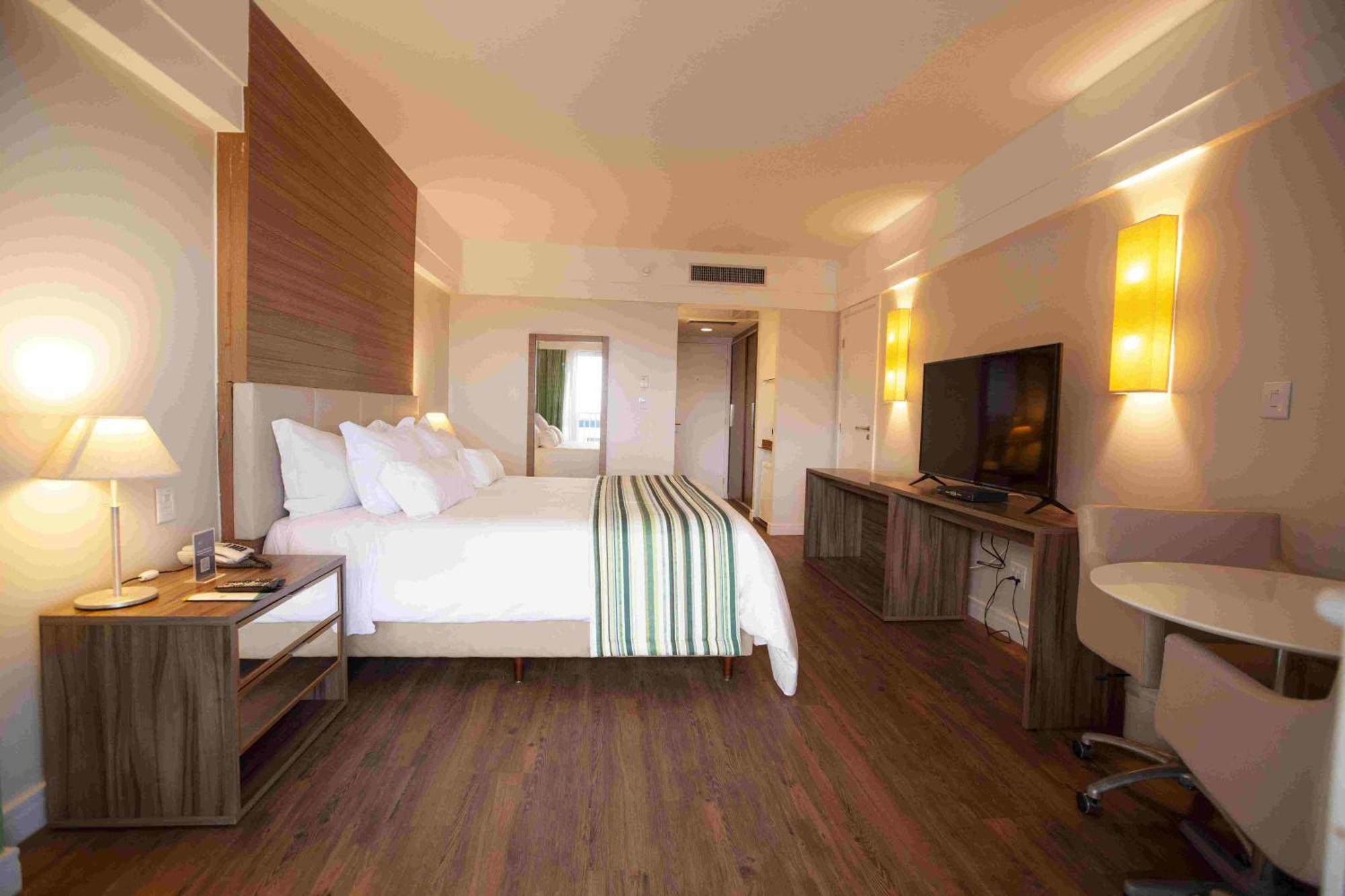 Vidam Hotel Aracaju - Transamerica Collection Exteriör bild A room at the hotel